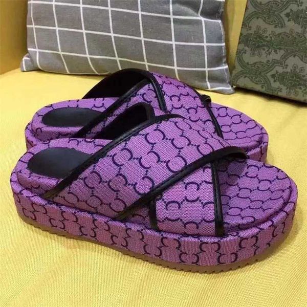 

designer womens sandals mens slippers 2022 flip flops women dress shoes summer slide luxury flat thick bottom printed jelly rubber, Black