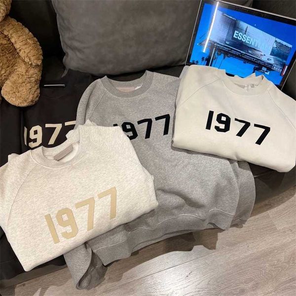 

hoodies hweatshirts correct version fog double line essentials fashion brand 1977 round neck flocking sweater loose for lovers, Black