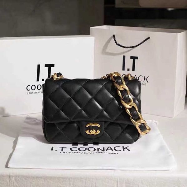 

design packagexiaoxiangfeng bag 2023 new european and american fashion coarse chain underarm square fat boy high sense rhombic22