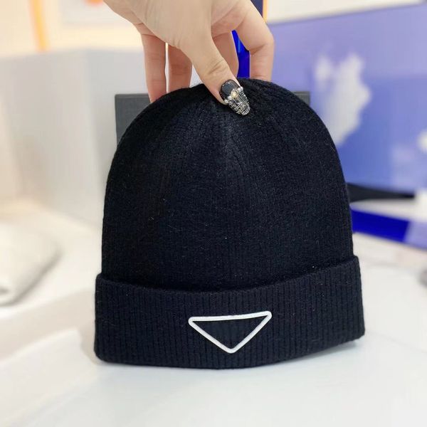 

luxury designer winter bean men and women fashion design knit hats fall woolen cap letter jacquard warm skull hat, Blue;gray