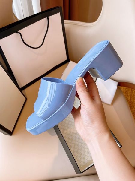 

woman slipper lady sandals slide slippers casual shoes beach shoe designer summer fashion jelly high heel luxury womens leather alphabet 202, Black
