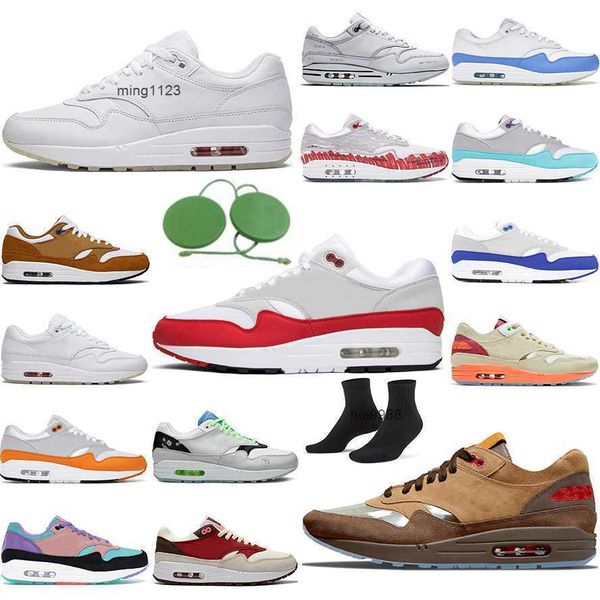 

2023 running shoes sneakers zapatos trainers triple black anniversary red royal orange obsidian aqua jewel university blue max 1 patta waves