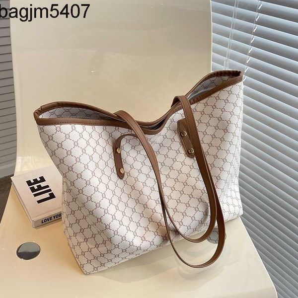 

design bag factory wholesale and retail 2023 new versatile texture fashion girl shoulder bag large capacity simple one portable tote