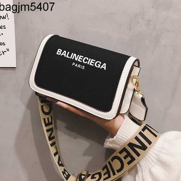 

design bag factory wholesale and retail msenger small women's new fashion korean alphabet square summer canvas versatile single shoulde