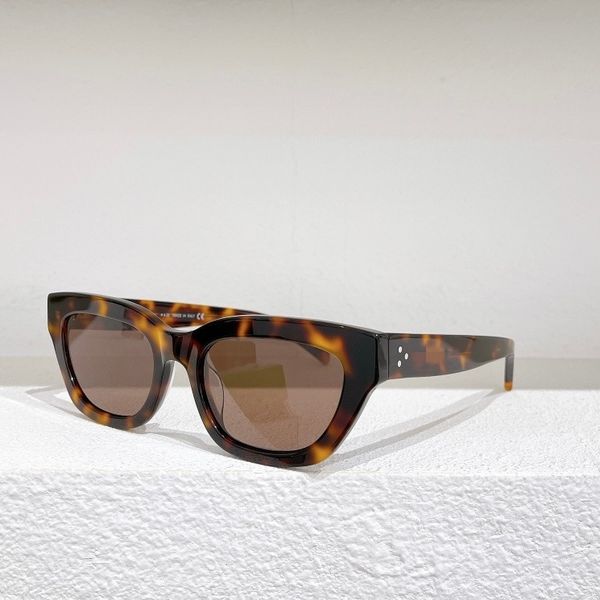 

fashion sunclass france cat eye sunglasses personality sunglasses for woman 40192, White;black