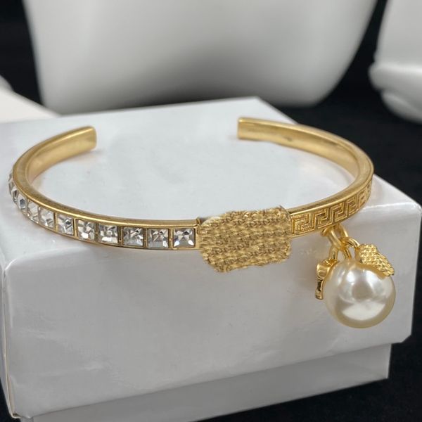 

crystal pearl bracelets ancient greek pattern cuff bangle banshee medusa head portrait 18k gold plated women's designer jewelry festive, Black