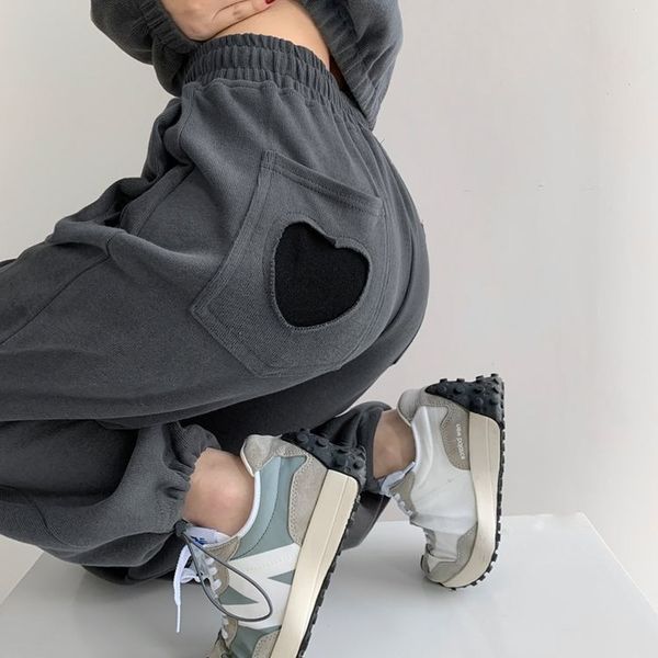 

women s pants s heart pocket sweatpant spring gray baggy ladies fashion female sports balck trousers jogger streetwear 220930, Black;white