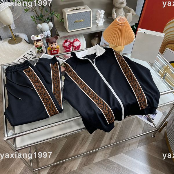 

2022ss spring and summer new sweatshirts high grade shirt cotton printing short pants sleeve round neck panel t-shirt size s-m-l-xl--xxxl, Black;brown