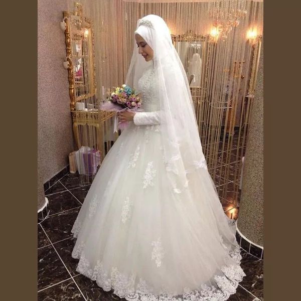 

2023 luxury crystal beading wedding dress with detachable train scoop neck ball gown bridal gowns sweep train custom made dresses, White