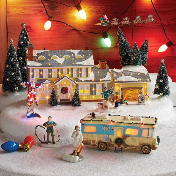 

christmas decorations brightly lit building christmas santa claus car house village holiday garage decoration griswold villa home deskfiguri