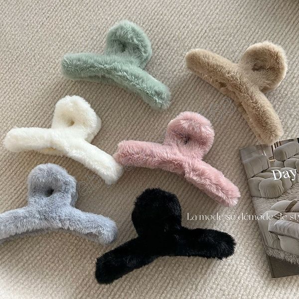 

korean women plush hair clip faux fur hair claws autumn winter hairpins barrette fashion girls hairgrips ladies hair accessorie, Slivery;white