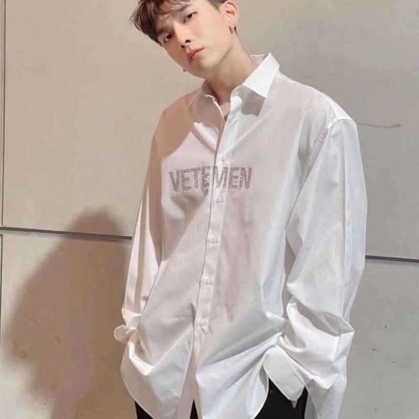 

22ss mens casual shirt vetemen reflective printed long sleeve tshirt man fashion shirts women designer loose oversize thin cardigan, White;black