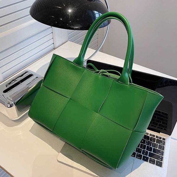 

bottegas bottegas bag arco tote dongguan luggage and leather factory high texture women's autumn new versatile woven large capacity for, Blue;pink