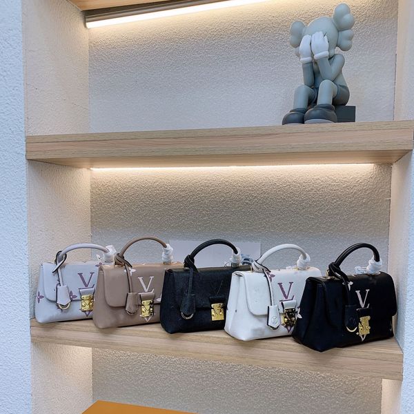 

evening bags designer leather bags luxury saddle handbag fashion ladies crossbody letters shoulder bag ladies handbags with dustproof