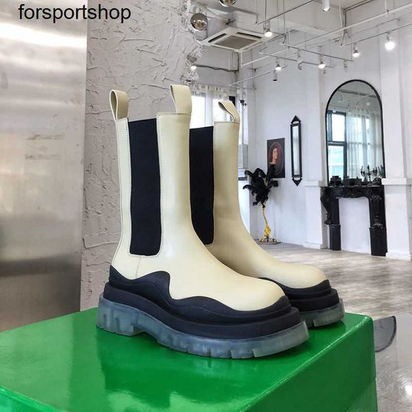 

designer boots new british color contrast medium volume botega martin boots men women couples thick soled heightened chelsea boot smoke pipe, Black