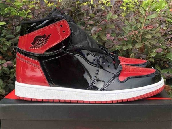 

shoes 1 og bred patent men outdoor 1s blackwhite-varsity red sports sneakers original 555088-063, Black