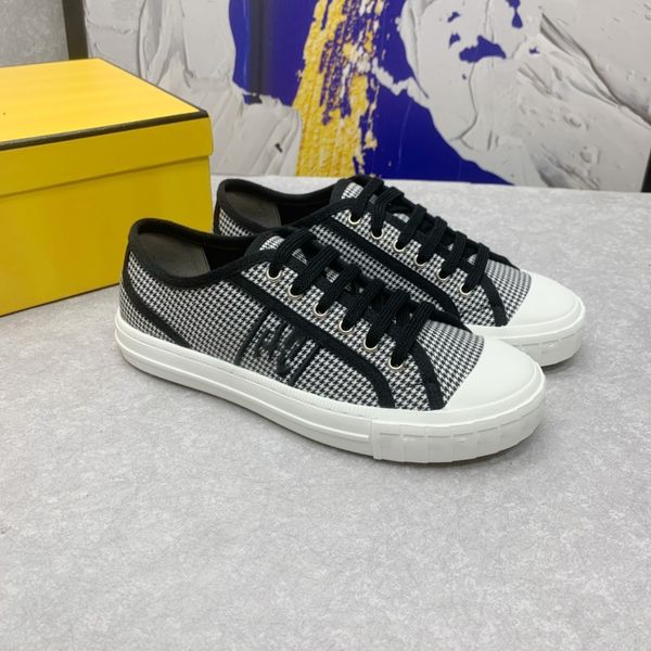 

2023 designer sneakers mens casual shoes men women platform old daddy shoe luxury vintage chunky 0720, Black