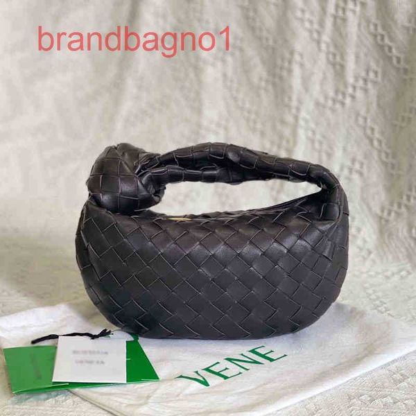 

handbags bottegas sheepskin venetas designer mini jodie knotted bag satchel cloud dumpling leather h designers bag crossbody with the logo