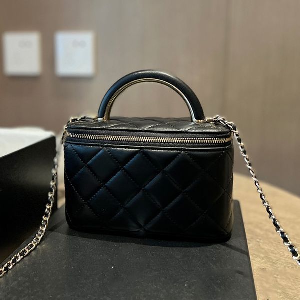 

22a womens handle mirror cosmetic tote bags designer suitcase classic black white grey quilted check gold metal chain crossbody vanity purse