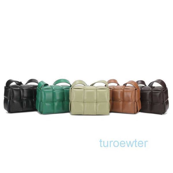 

bottegas designer bags venetas women cassette handbags genuine leather with the sense woven bag niche design pillow bag new mini ja3f