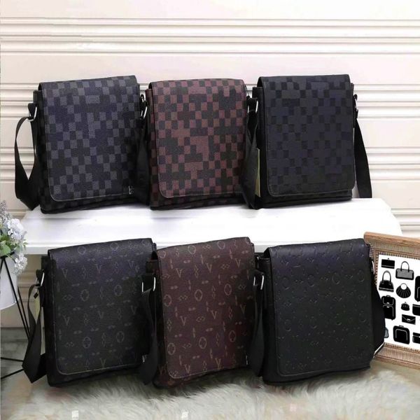 

designer bags for men and boys crossbody handbag with six colors district shoulder bag for valentine chirstmas hanksgiving day letter luxury