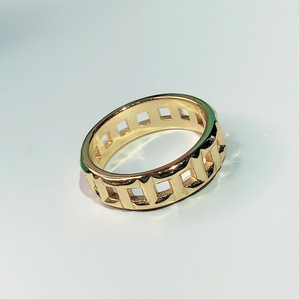

hip hop punk fashion gold tt rings women for gift luxurious superior quality jewelry smooth surface lovers 231z, Slivery;golden