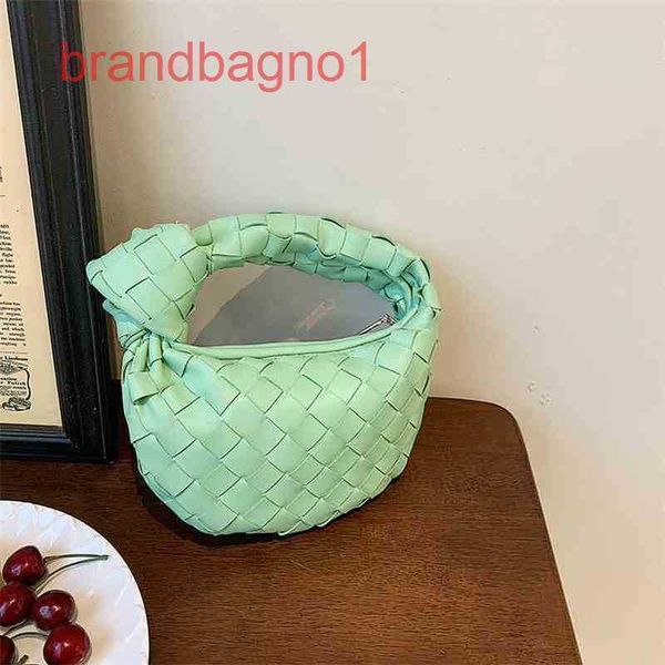 

bottegas net handbags venetas designer ahigo red same knitting croissant bag 2022 underarm handbag c designers bag crossbody with the logo