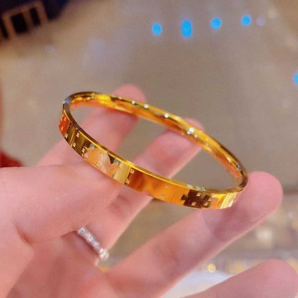 

2022 brand woman bangle with floral designs 16cm/18cm fashion women bracelet gold bangles luxury bracelets gift jewelry, Black