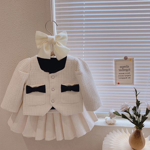 

lady style children clothes sets girls princess outfits kids pearls single breasted bows pocket long sleeve trench coat pleated skirts 2pcs, White