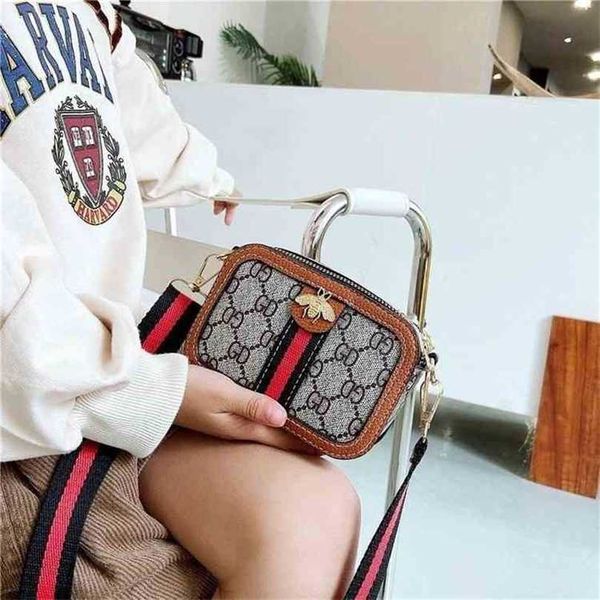

70% off 2023 designer bag korean girl baby single messenger cross little bee mini children's squaren49m