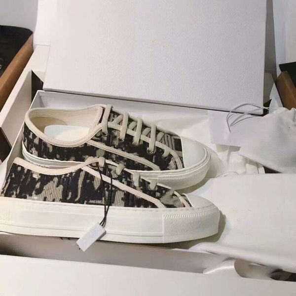 

luxury embroidered letter canvas shoes 2022 classic lace-up casual sports round toe all-match thick bottom white shoes women, Black