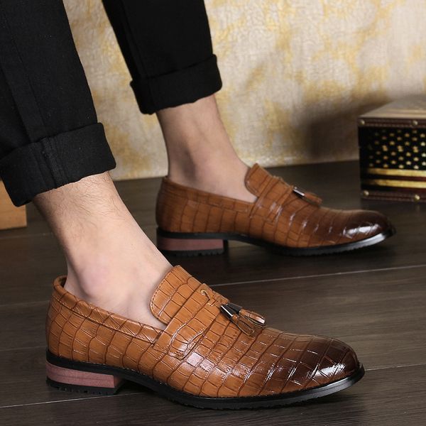 

luxury crocodile oxford shoes pointed toe one stirrup vintage tassel men's fashion formal casual shoes business shoes large size 38-47, Black