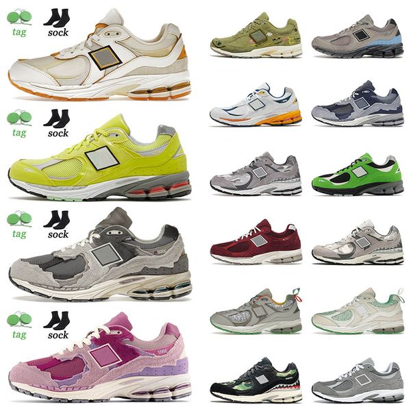 

2002r designer running shoes sail sulphur yellow bb2002r protection pack rain cloud grey camo peace be the journey mens women sneakers train