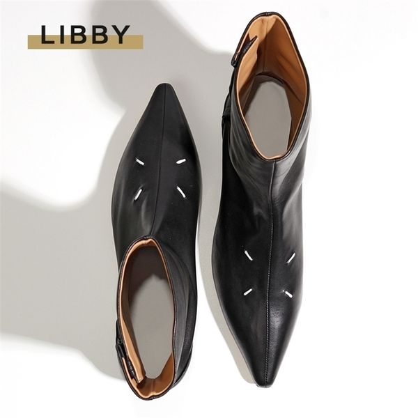 

boots brand design fashion pointed genuine leather women chunky round heels ankle winter chelsea shoes short 221006, Black