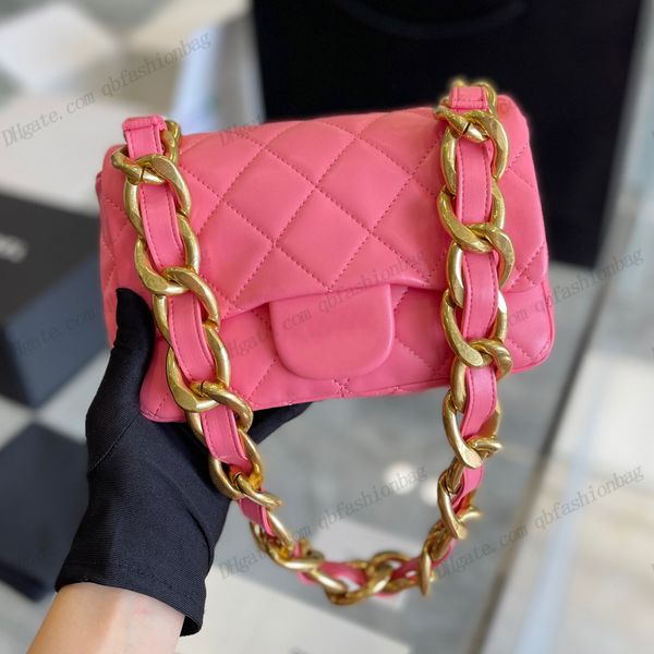 

22s designer womens thick chain shoulder bag sheepskin retro metal hardware strap chain classic quilted chack mini crossbody pouch for stree