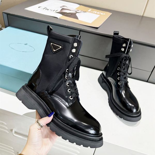 

fashion designer plaque with ankle boots motor vehicle women's black leather strike flat autumn and winter quality and leisure work thi