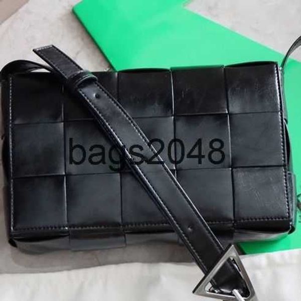 

evening bags bottegs v designer divani new woven bag oil wax leather small square handbag pillow magnetic buckle tofu bag single shoulder me