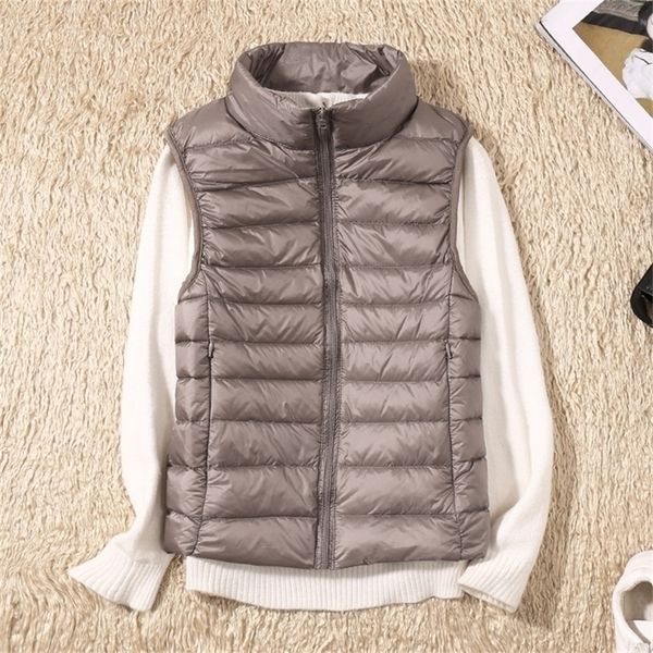 

womens down parkas women sleeveless ultra light vests slim jacket girl gilet plus lightweight windproof warm waistcoat portable 220930, Black