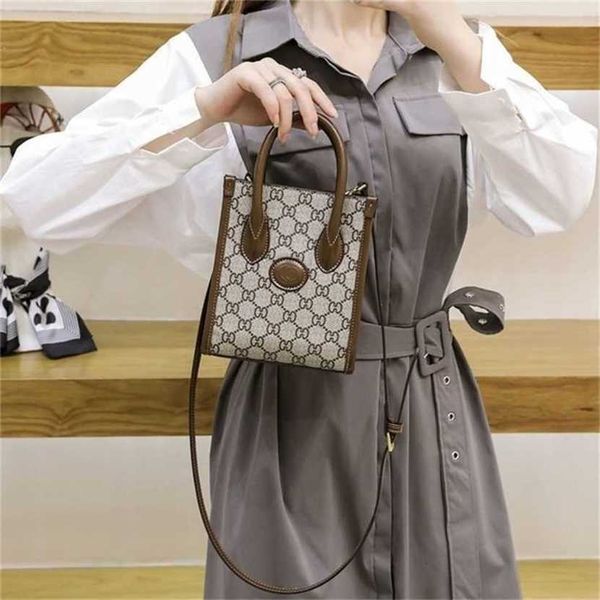 

60% off 2023 designer bag women's bags can be customized and mixed batches square versatile retro mini flower piano score portable