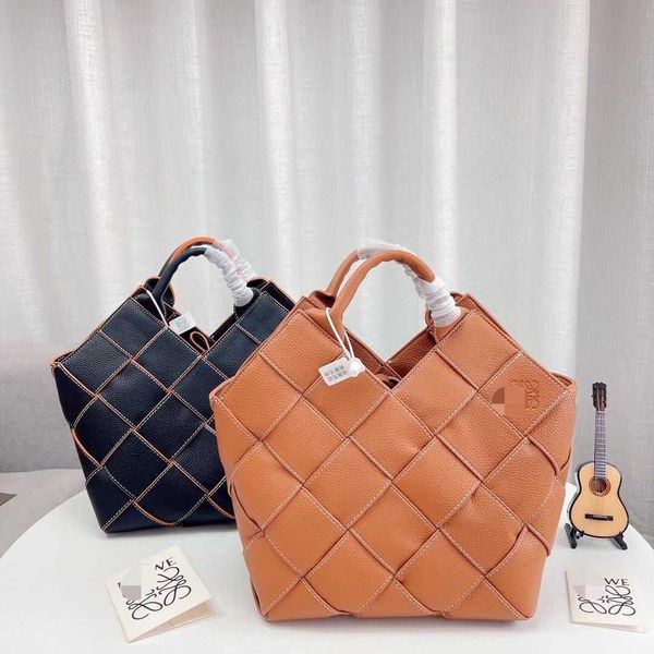 

handbags designer loews crossbody bags 2023 women's hand-held cross woven basket chessboard size