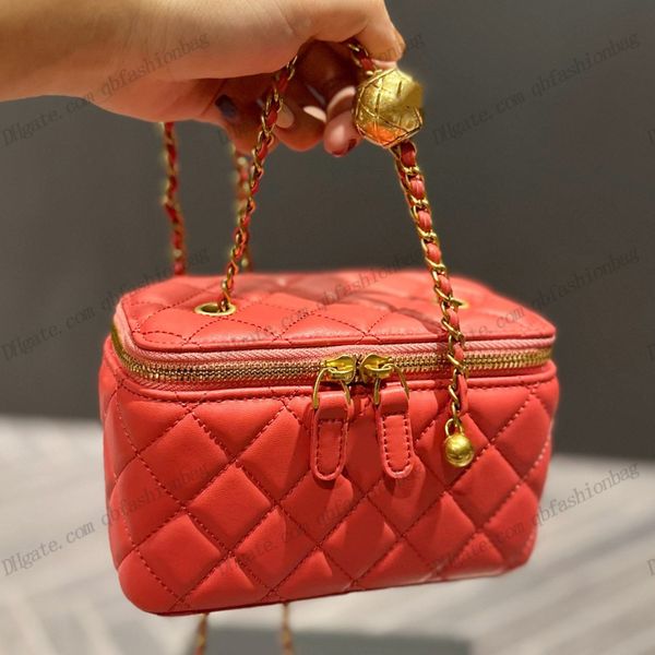 

10/17cm women cosmetic case crossbody bag calfskin classic quited diamond plaid hardware leather chain with gold ball adjuster totes lipstic