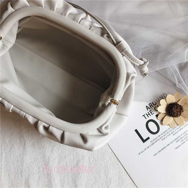 

designer luxury women bag bottegas handbag fashion inclined shoulder womens bags versatile purses totes large capacity saddle venetas wallet