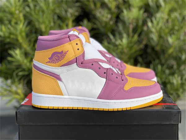 

2021 1 high og brotherhood shoes university gold/light bordeaux-white mens sports sneakers outdoor 555088-706 with original box