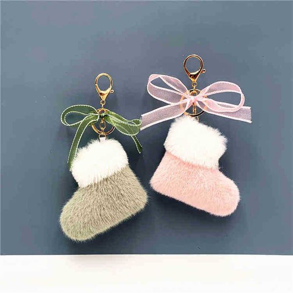 

keychains bag christmas lovely bow key auto parts boots plush gift pendant cartoon, Silver