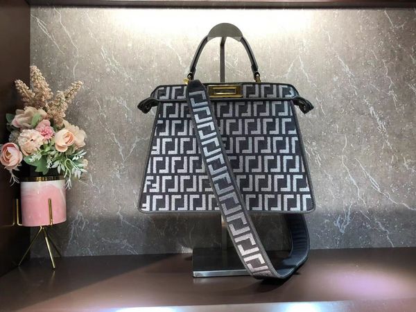 

designers luxury shopping bags retro jacquard letters women's new handbags fashion multifunctional large capacity tote bags