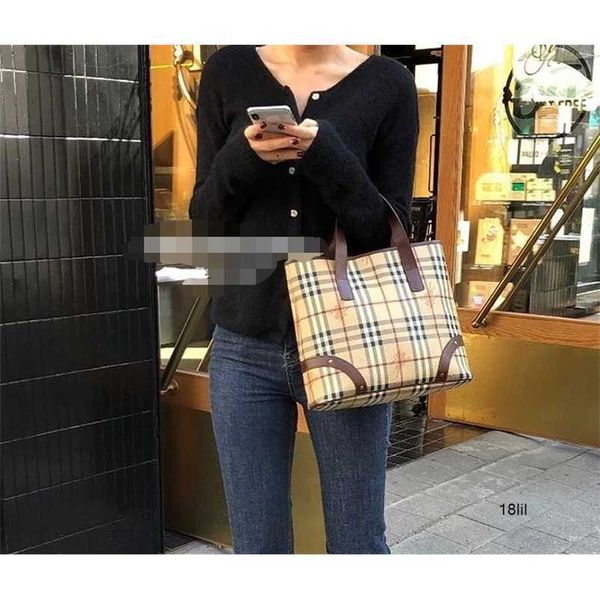 

burbrerys crossbody handbags bags burbrery luxuries designers women bag purses totes designer woman handbag shoulder wallets a5wk