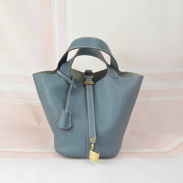 

designer herme bag women's large fashion classic 2022 new genuine leather women's's lychee grain first layer kraft vegetable