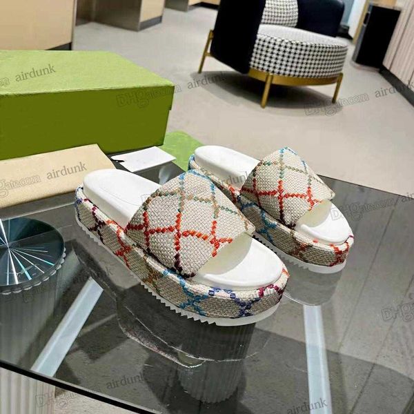 

2022 new women's flip flop lady shoes embroidery wedge sandals elevator women designer rubber slides platform scuffs home shoe, Black