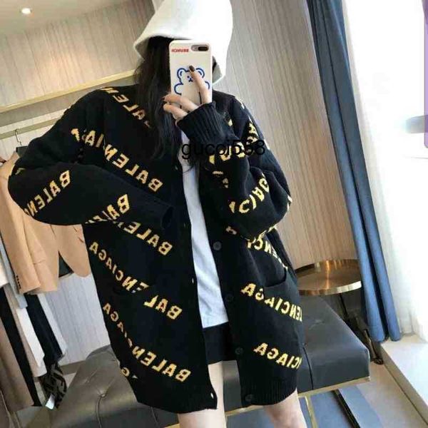 

designer hoodies men's sweaters paris home's versatile new fashion letter jacquard knitting cardigan sweater, White;black