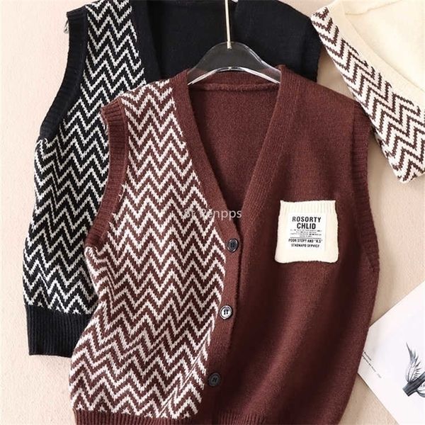 

womens vests knitted vest womens early autumn retro literary style patch pocket crochet striped pattern sleeveless vneck knitted vest 221007, Black;white